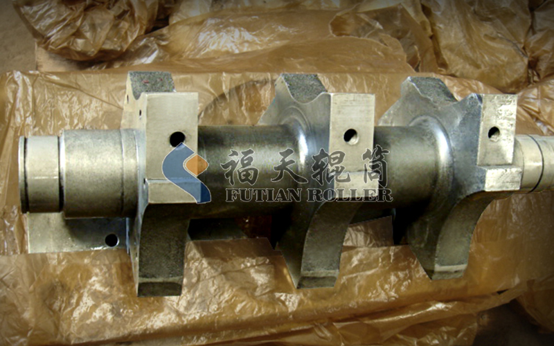 13.粉碎機(jī)刀座機(jī)加工件.jpg
